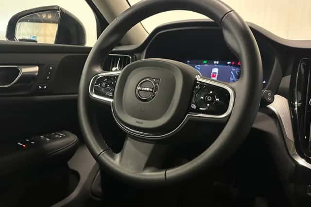 Volvo V60 (2024) thumbnail 6