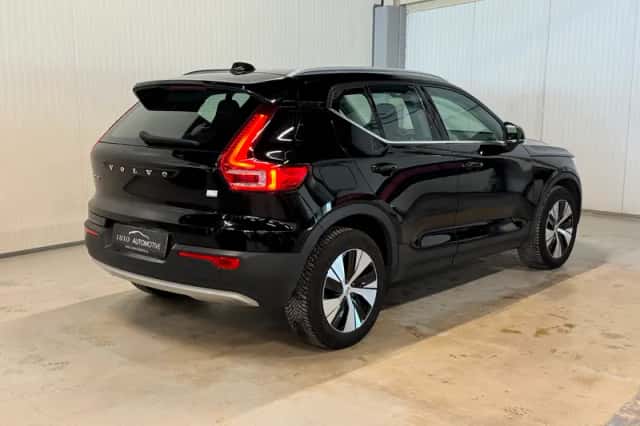 Volvo XC40 (2021) thumbnail 6