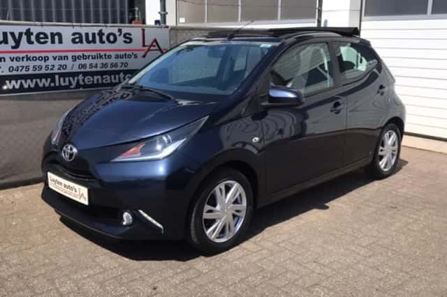 Toyota Aygo (2014) thumbnail 1