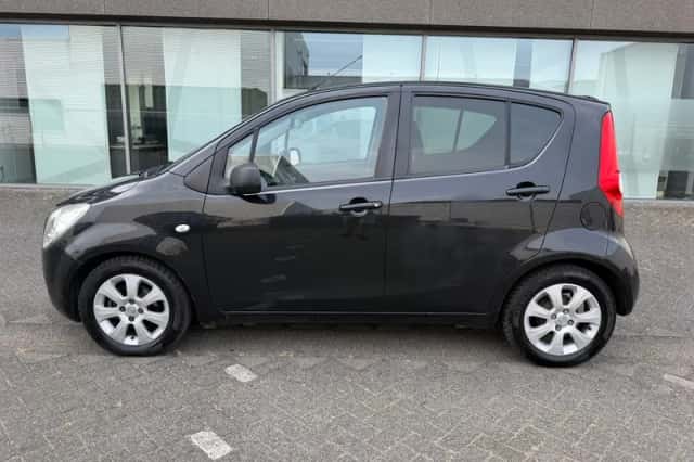 Opel Agila (2009) thumbnail 2