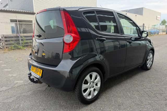 Opel Agila (2009) thumbnail 5