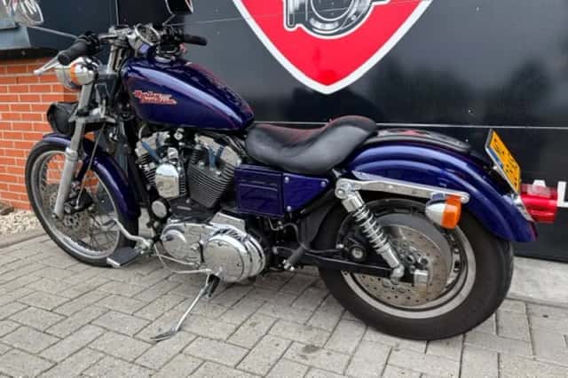 DS 1999 XL1200 SPORTSTER CUSTOM (1999) thumbnail 5