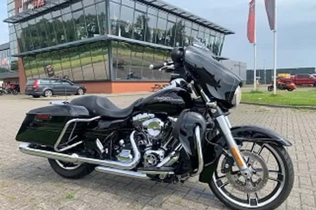 DS 2014 FLHXS STREETGLIDE (2014) thumbnail 1