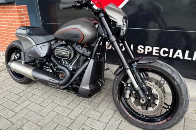 DS 2019 FXDR SOFTAIL SPECIAL (2019) thumbnail 2