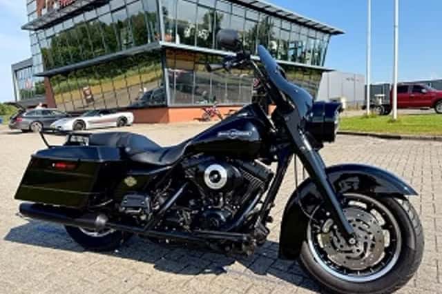 DS FLHR ROADKING ALL BLACK SPECIAL (0) thumbnail 1