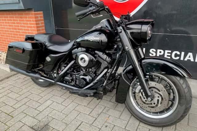 DS FLHR ROADKING ALL BLACK SPECIAL (0) thumbnail 3