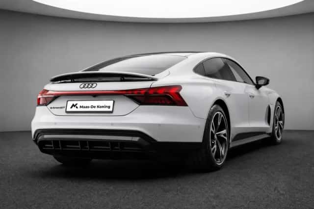 Audi e-tron GT (2023) thumbnail 6