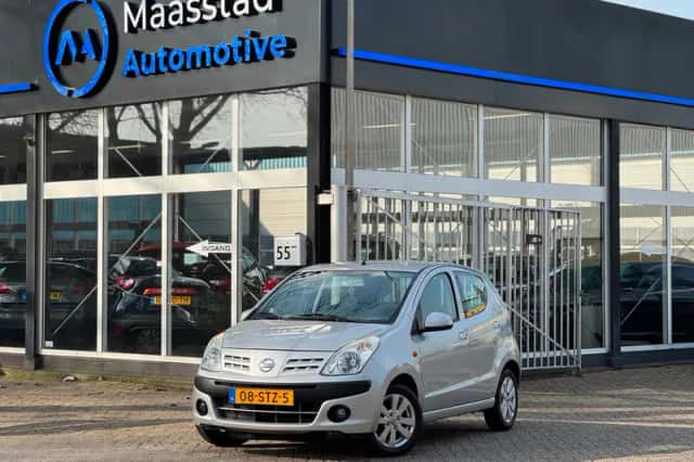 Nissan Pixo (2011) thumbnail 1