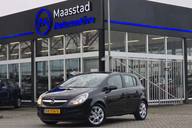 Opel Corsa (2008) thumbnail 1