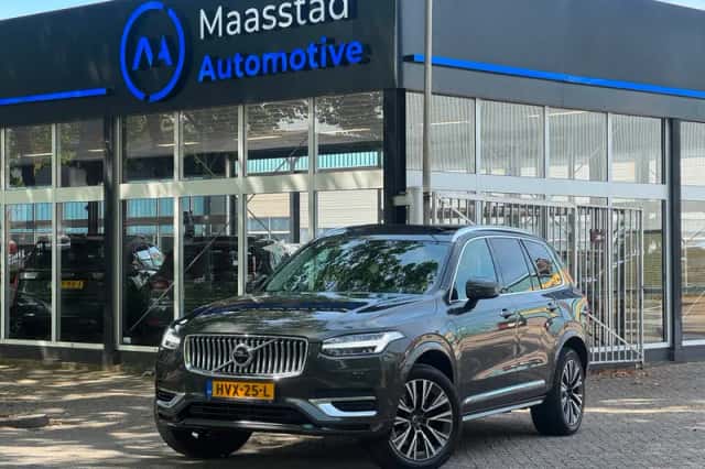 Volvo XC90 (2022) thumbnail 1