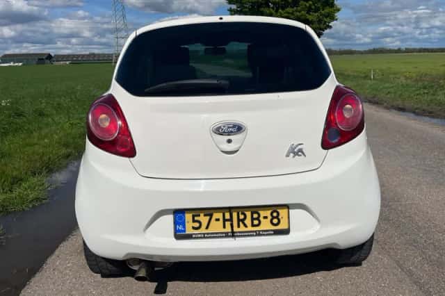 Ford Ka (2009) thumbnail 2