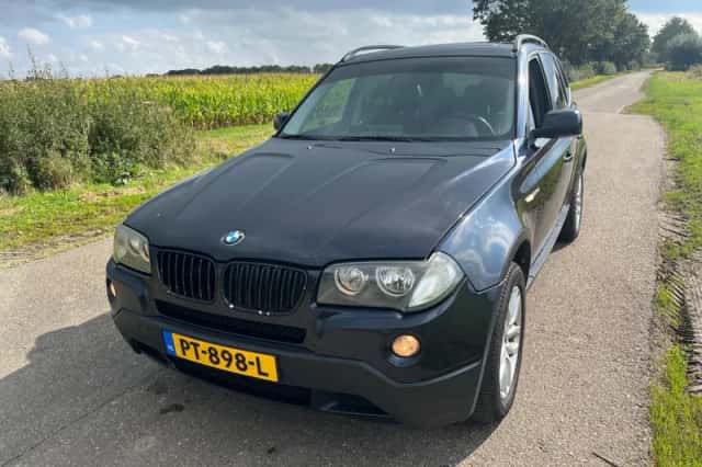 BMW X3 (2007) thumbnail 2