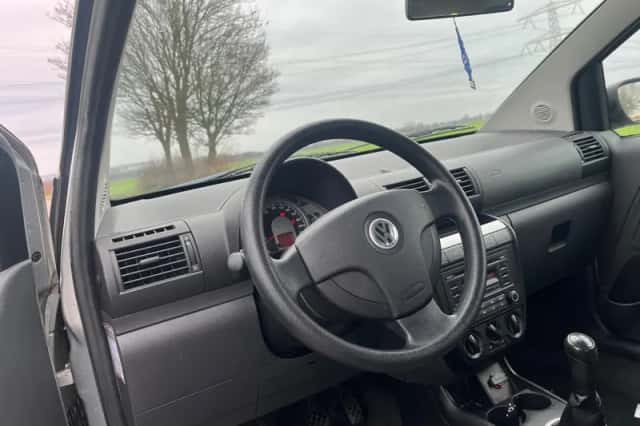 Volkswagen Fox (2006) thumbnail 5