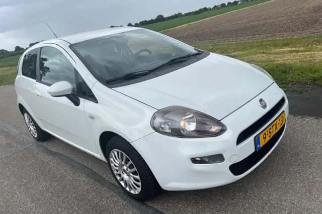 Fiat Punto (2012) thumbnail 1