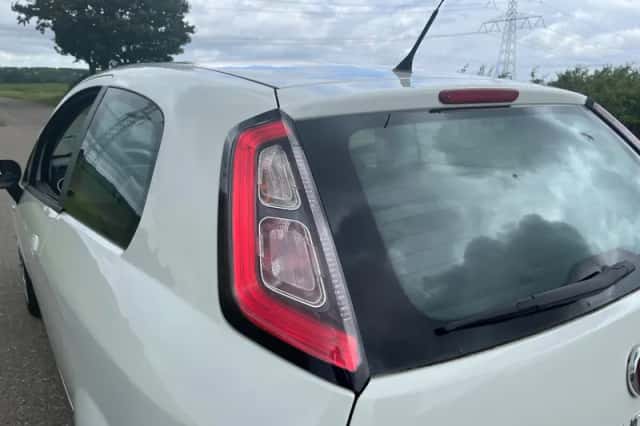 Fiat Punto (2012) thumbnail 3