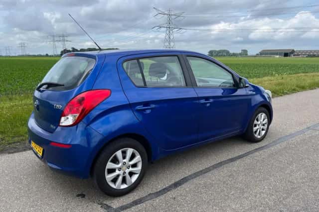 Hyundai i20 (2014) thumbnail 2