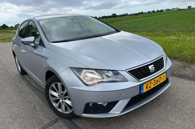 SEAT Leon (2018) thumbnail 1