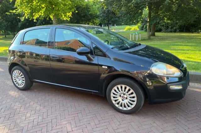 Fiat Punto (2011) thumbnail 4