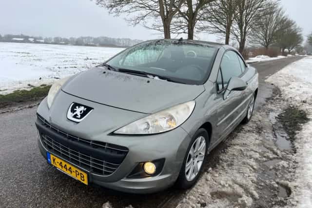 Peugeot 207 (2011) thumbnail 3