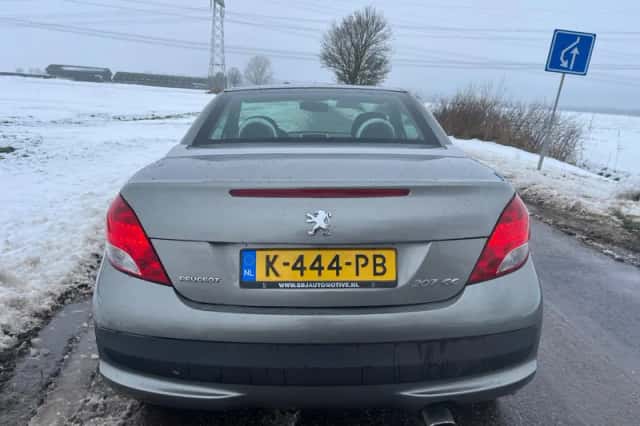Peugeot 207 (2011) thumbnail 4