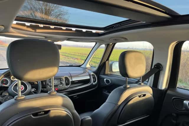 Fiat 500L (2016) thumbnail 2