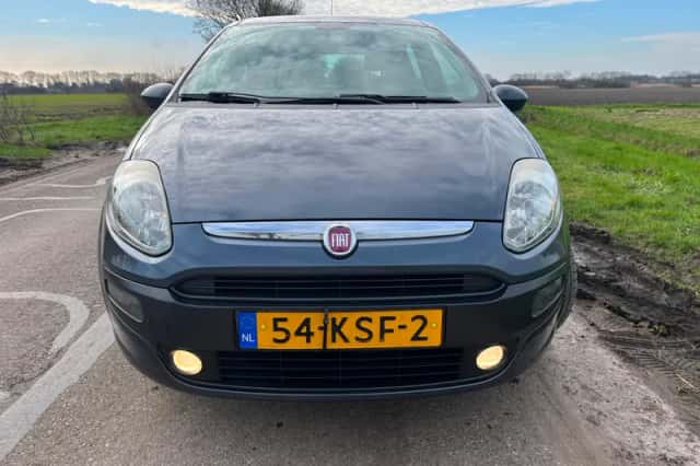 Fiat Punto (2010) thumbnail 6