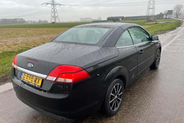 Ford Focus (2008) thumbnail 3