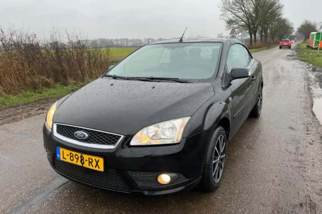 Ford Focus (2008) thumbnail 6