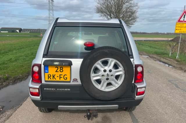 Land Rover Freelander (2005) thumbnail 6