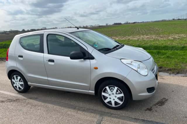 Suzuki Alto (2010) thumbnail 2
