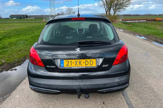 Peugeot 207 (2007) thumbnail 3