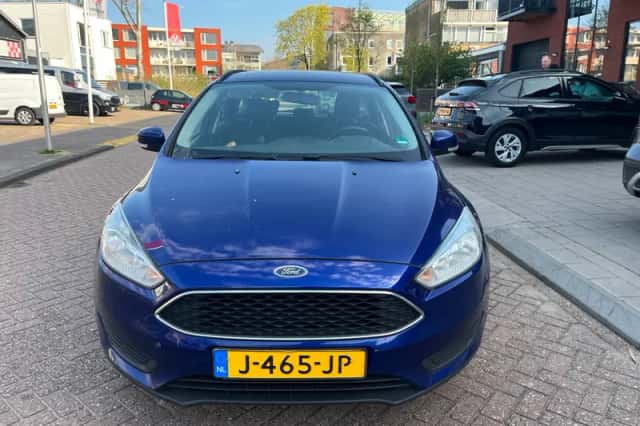 Ford Focus (2014) thumbnail 1
