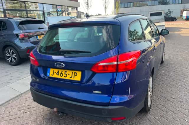 Ford Focus (2014) thumbnail 5