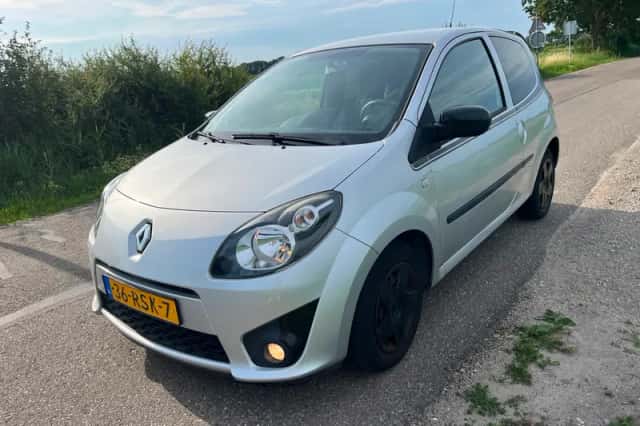 Renault Twingo (2011) thumbnail 3