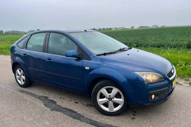 Ford Focus (2007) thumbnail 2