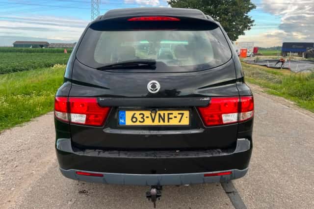 SsangYong Kyron (2008) thumbnail 6