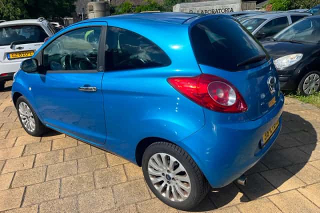 Ford Ka (2010) thumbnail 2