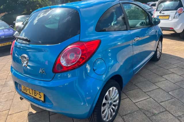 Ford Ka (2010) thumbnail 4