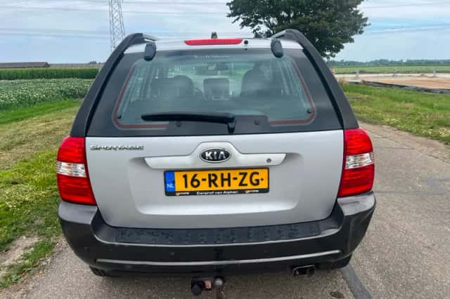 Kia Sportage (2005) thumbnail 2