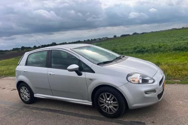 Fiat Punto (2014) thumbnail 4