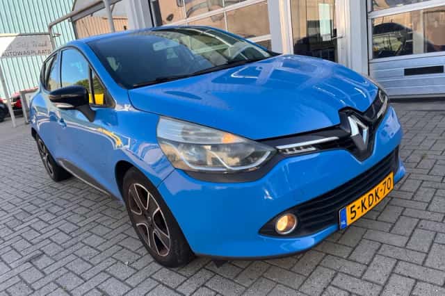 Renault Clio (2013) thumbnail 3