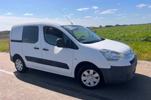 Citroën Berlingo (2011) thumbnail 6