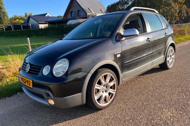 Volkswagen Polo (2005) thumbnail 1