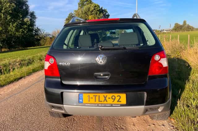 Volkswagen Polo (2005) thumbnail 4