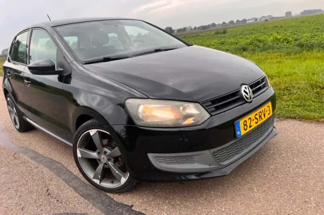 Volkswagen Polo (2011) thumbnail 1
