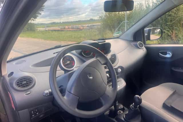 Renault Twingo (2011) thumbnail 5