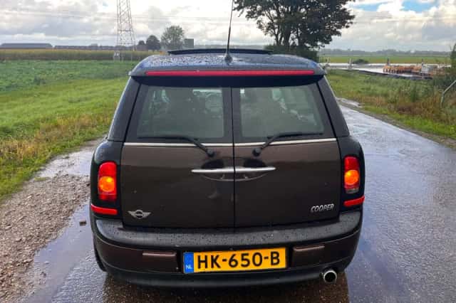 MINI Clubman (2008) thumbnail 4