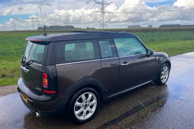 MINI Clubman (2008) thumbnail 5