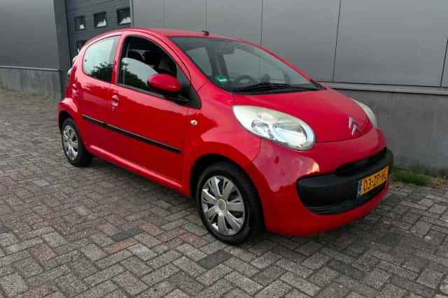Citroën C1 (2008) thumbnail 1
