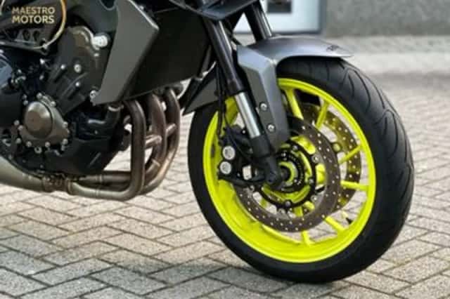 YAMAHA MT (2018) thumbnail 2